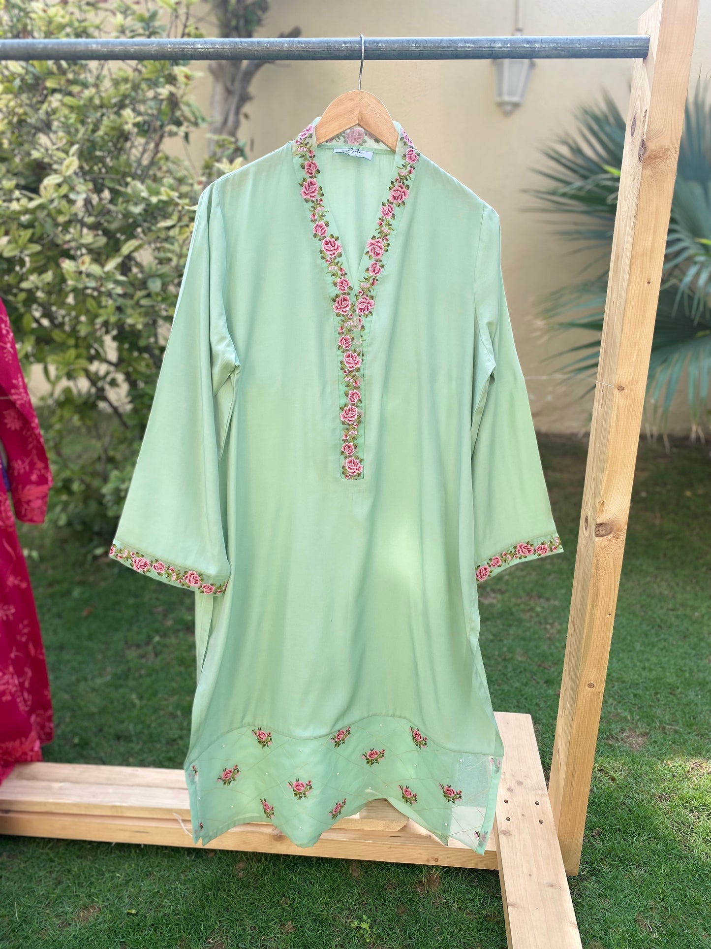 DAMASK ROSE - Stitched