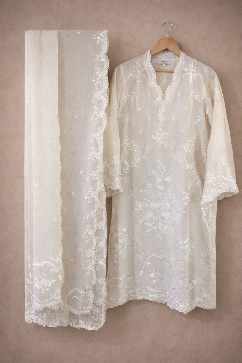 DUCHESS - Sheesha Silk Edit