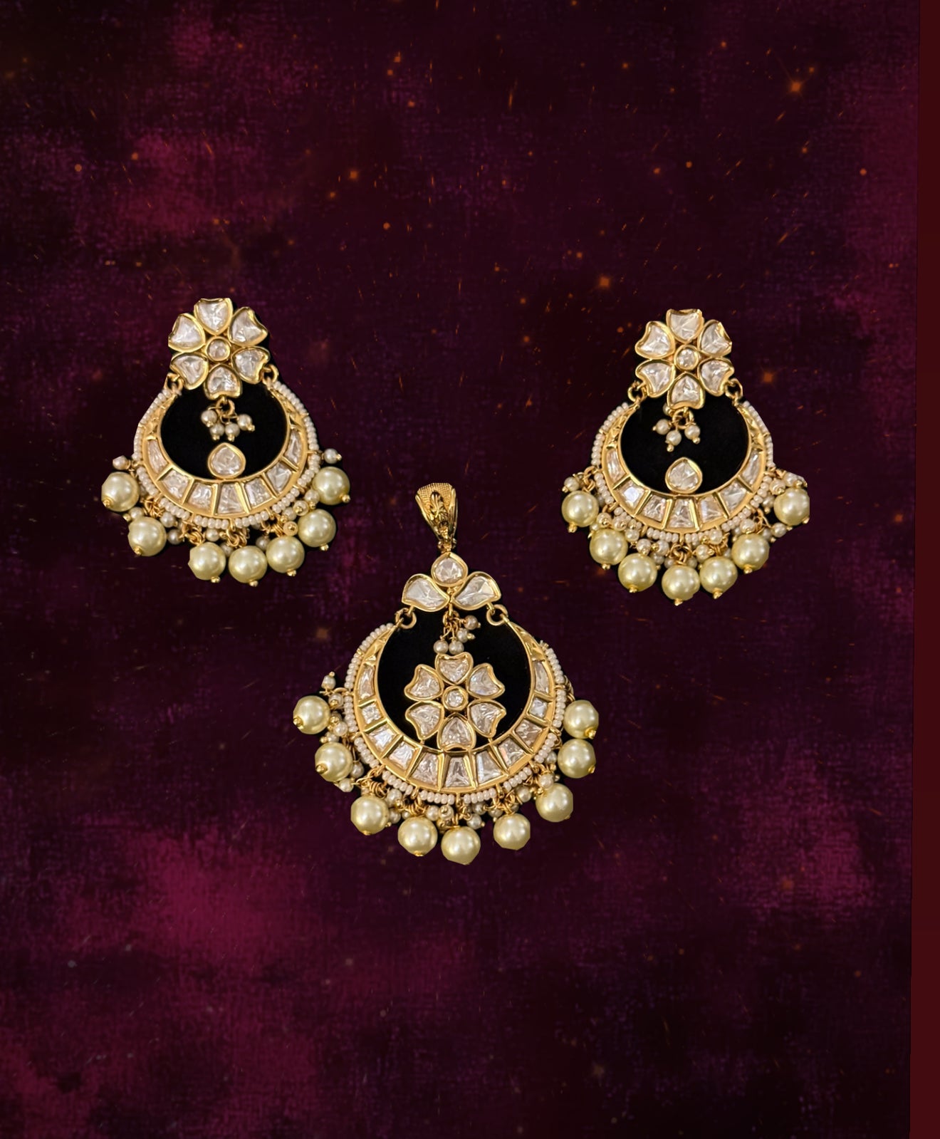 REGAL CHARM | Pendant Set